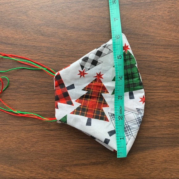 Christmas Tree Face Mask - Picture 4 of 4